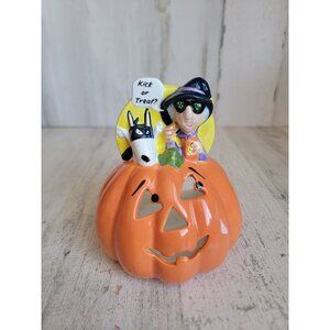 Hallmark Maxine‎ kick or treat tea light Halloween candle holder